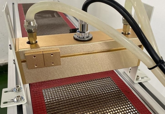 УЛЬТРАФИОЛЕТОВЫЕ леча системы транспортера 365nm водяное охлаждение для смолы/чернил/политуры