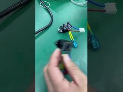 Миниатюрный водонепроницаемый светодиодный УФ-фонарик, ручной, размер 42 мм × 42 мм × 113 мм